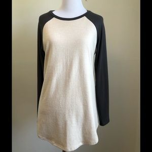 American Eagle Baseball T-Shirt - Size S - Cream